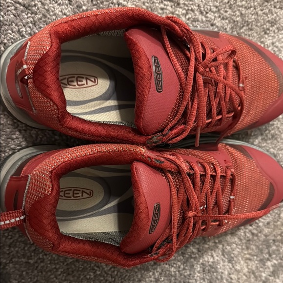 KEEN Red Athletic Shoes - Picture 3 of 5